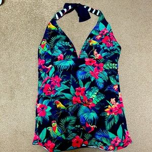 Tommy Bahama reversible tankini top size medium